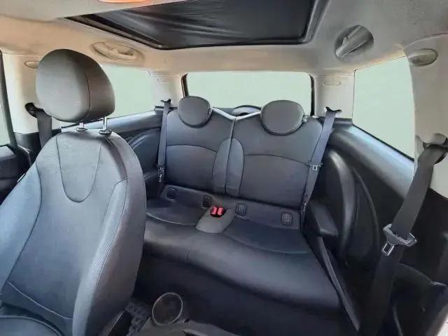 2010 MINI Cooper Cooper