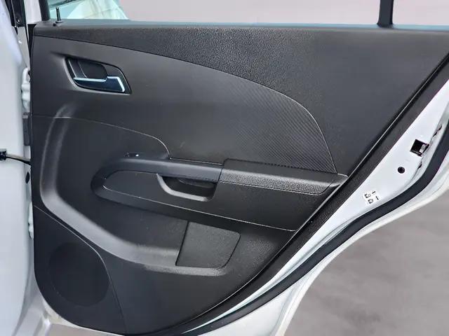2018 Chevrolet Sonic LT Auto