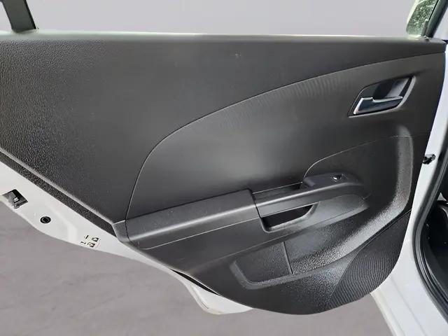 2018 Chevrolet Sonic LT Auto