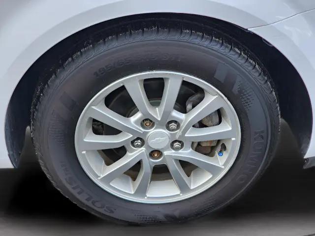 2018 Chevrolet Sonic LT Auto