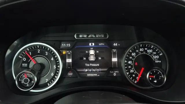 2022 Ram 1500 Laramie Crew Cab 4x4 5'7" Box
