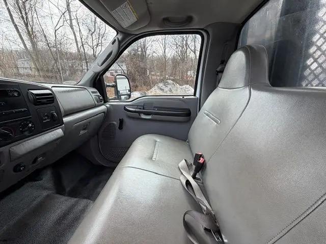 2005 Ford F-450 XLT
