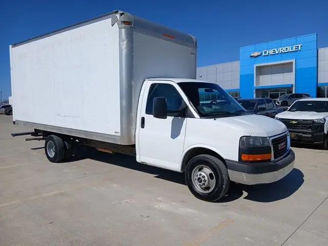 2016 GMC Savana Cutaway 3500