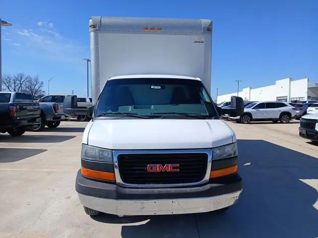 2016 GMC Savana Cutaway 3500