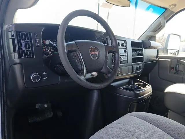 2016 GMC Savana Cutaway 3500