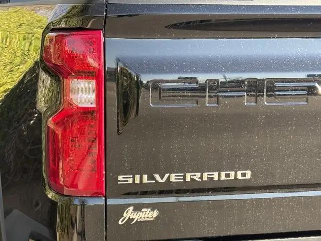 2026 Chevrolet Silverado 1500 2WD Crew Cab Short Bed Custom