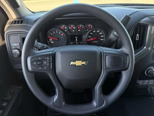2026 Chevrolet Silverado 1500 2WD Crew Cab Short Bed Custom