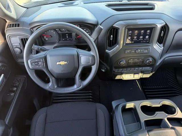2026 Chevrolet Silverado 1500 2WD Crew Cab Short Bed Custom