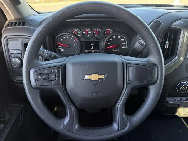 2026 Chevrolet Silverado 1500 2WD Crew Cab Short Bed Custom