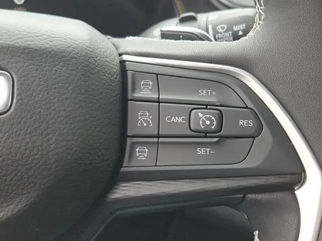 2026 Jeep Grand Cherokee L Altitude 4x4