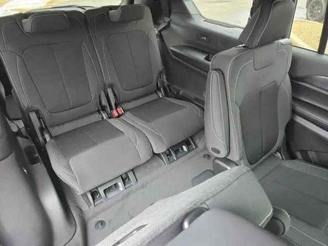 2026 Jeep Grand Cherokee L Altitude 4x4