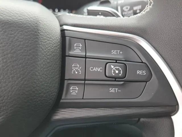 2026 Jeep Grand Cherokee L Altitude 4x4