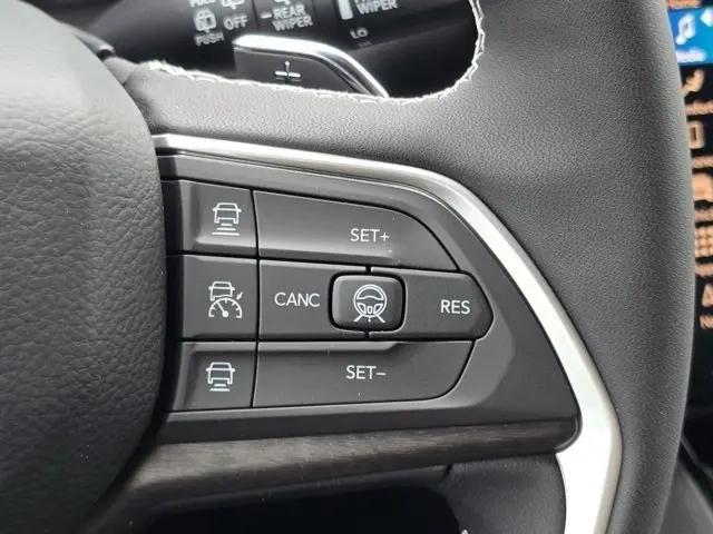 2026 Jeep Grand Cherokee L Altitude 4x4