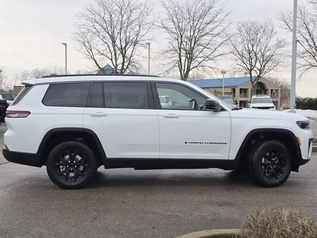 2026 Jeep Grand Cherokee L Altitude 4x4