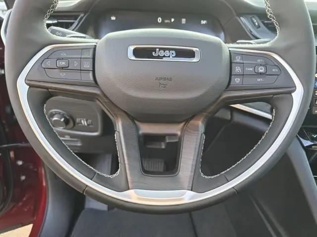 2026 Jeep Grand Cherokee L Altitude 4x4