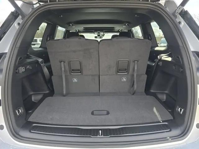 2026 Jeep Grand Cherokee L Altitude 4x4