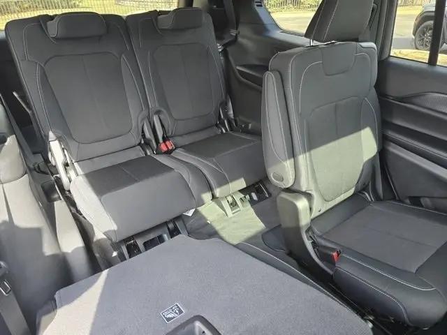 2026 Jeep Grand Cherokee L Altitude 4x4