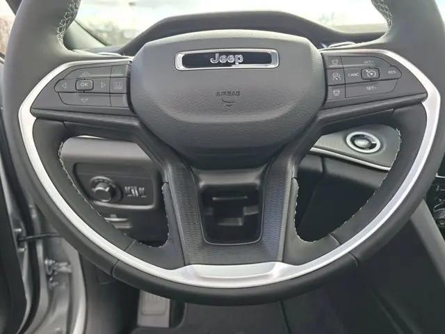 2026 Jeep Grand Cherokee L Altitude 4x4