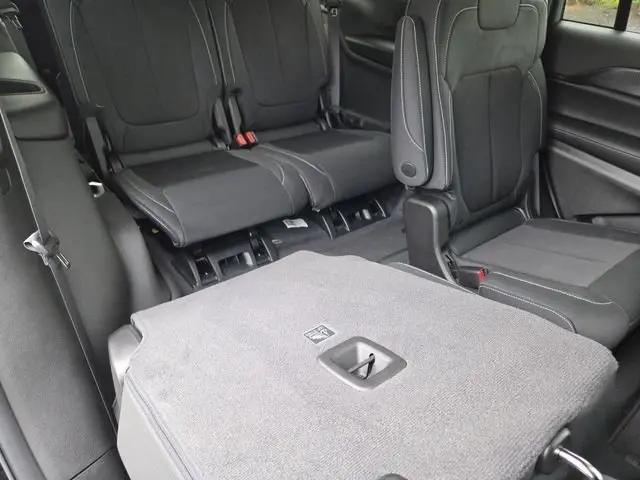 2026 Jeep Grand Cherokee L Altitude 4x4