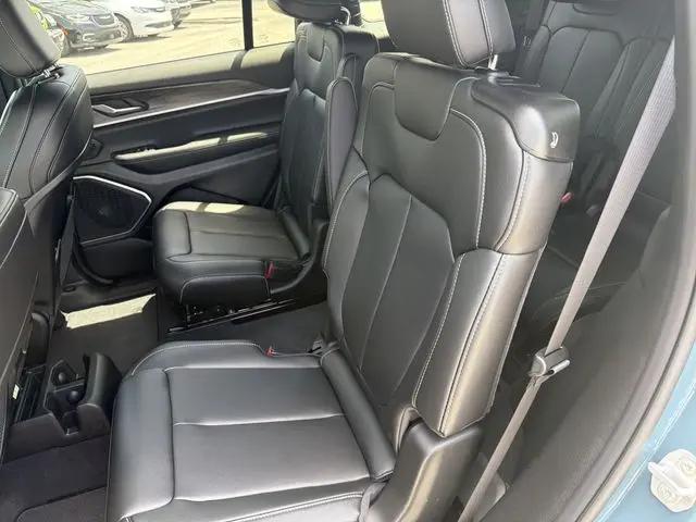 2026 Jeep Grand Cherokee L Limited 4x2