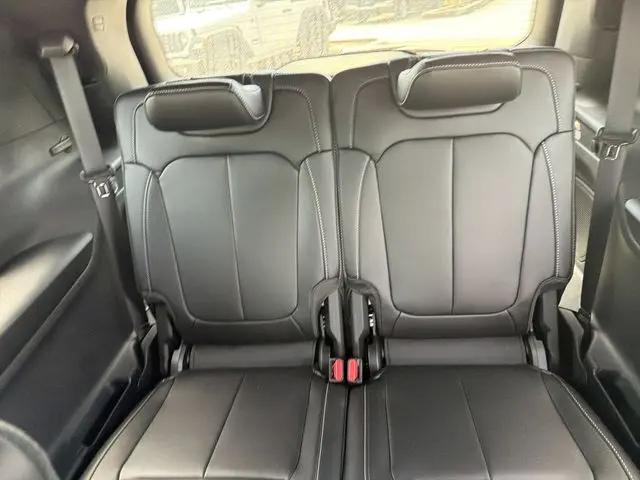 2026 Jeep Grand Cherokee L Limited 4x2