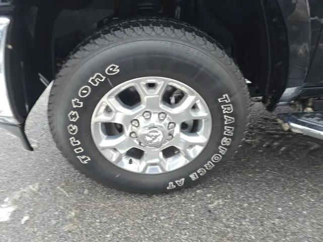 2021 Jeep Ram 2500 Laramie Mega Cab 4x4 6'4" Box