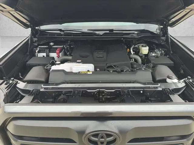 2026 Toyota Tundra SR5 CrewMax 5.5' Bed