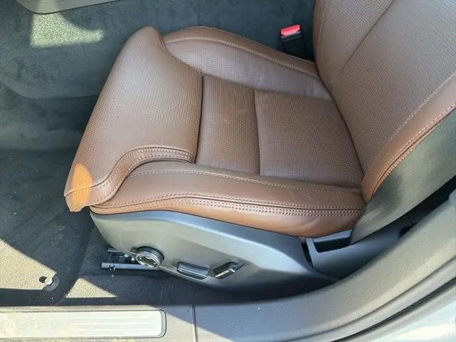 2026 Volvo V60 Cross Country Ultra, B5 AWD Gas (mild hybrid)