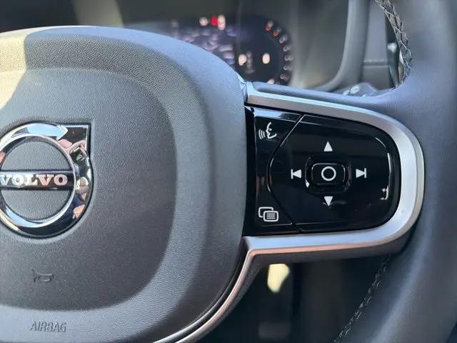 2026 Volvo V60 Cross Country Ultra, B5 AWD Gas (mild hybrid)