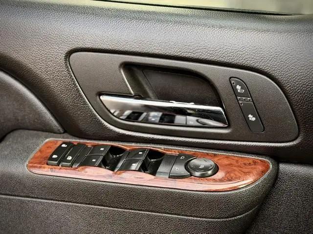 2012 Chevrolet Suburban LT