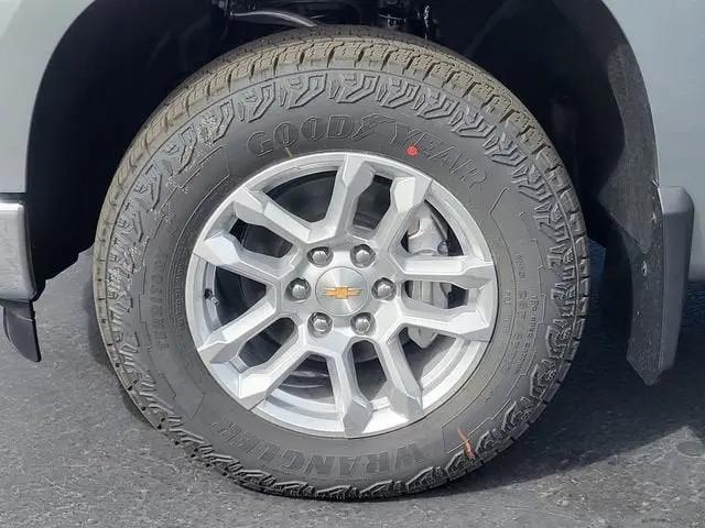 2026 Chevrolet Silverado 1500 4WD Crew Cab Standard Bed LT
