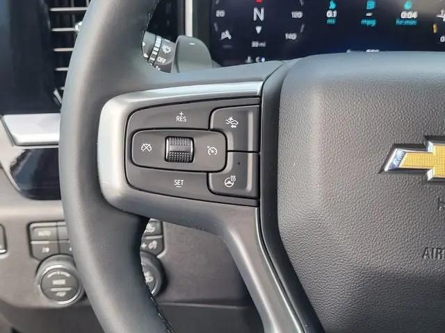 2026 Chevrolet Silverado 1500 4WD Crew Cab Standard Bed LT