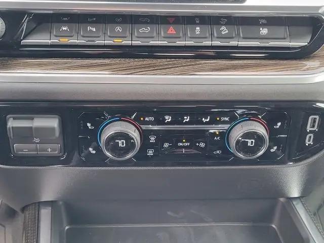 2026 Chevrolet Silverado 1500 4WD Crew Cab Standard Bed LT