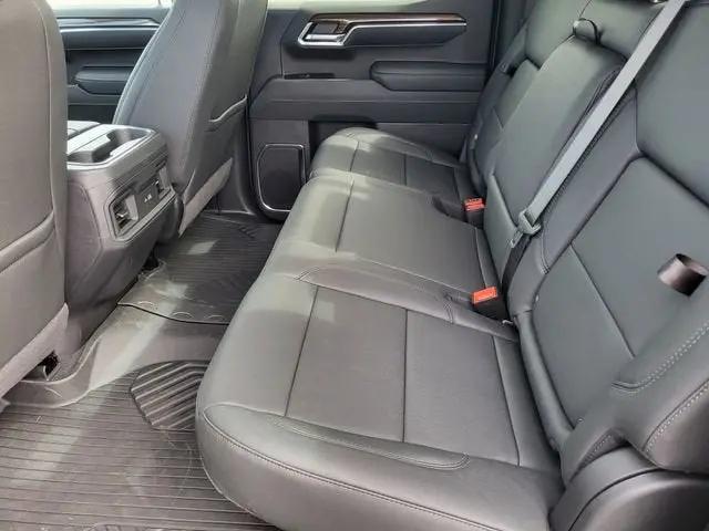2026 Chevrolet Silverado 1500 4WD Crew Cab Standard Bed LT