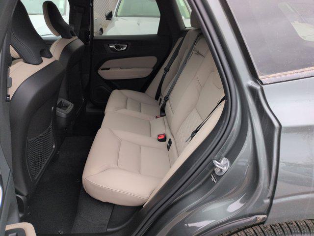2026 Volvo XC60 B5 Core