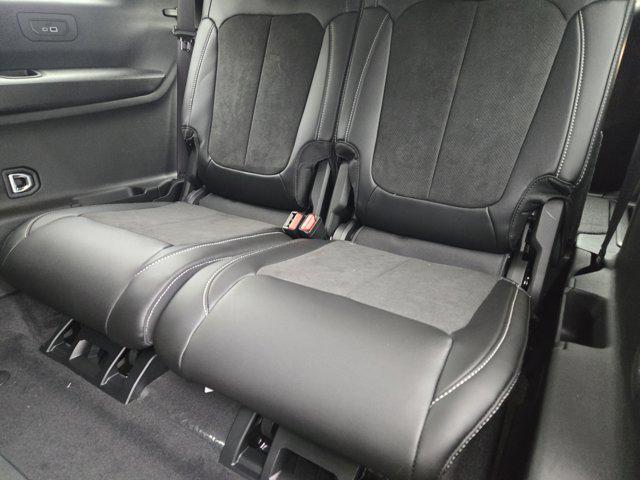 2026 Jeep Grand Cherokee L Altitude 4x4