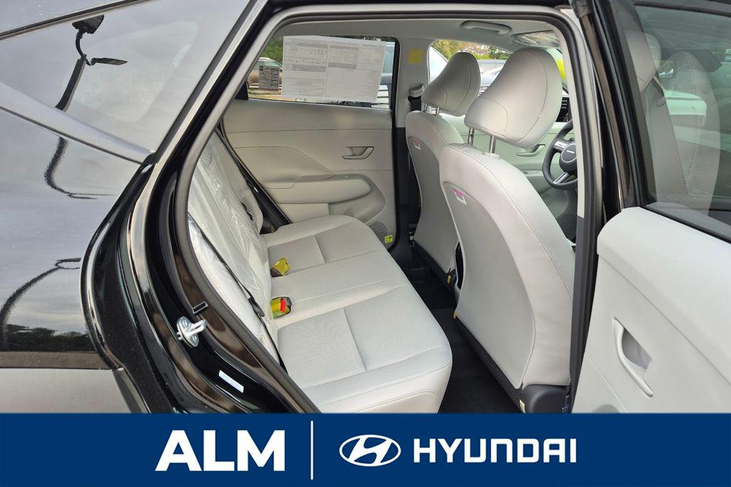 New 2026 Gray HYUNDAI SEL Sport FWD image 18