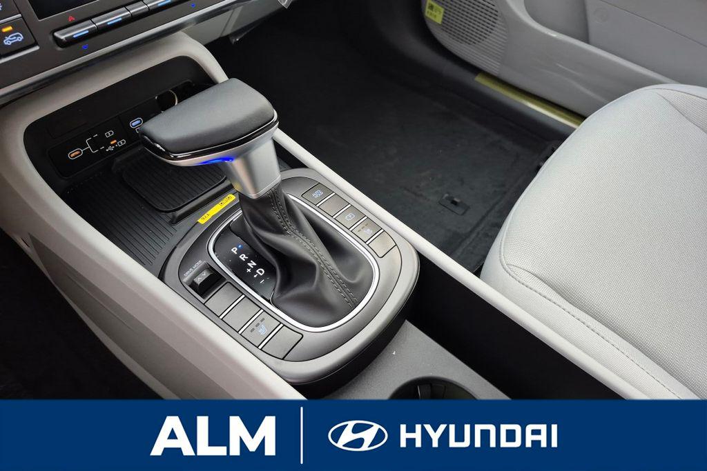 New 2026 Gray HYUNDAI SEL Sport FWD image 26