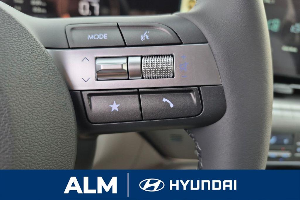 New 2026 Gray HYUNDAI SEL Sport FWD image 27