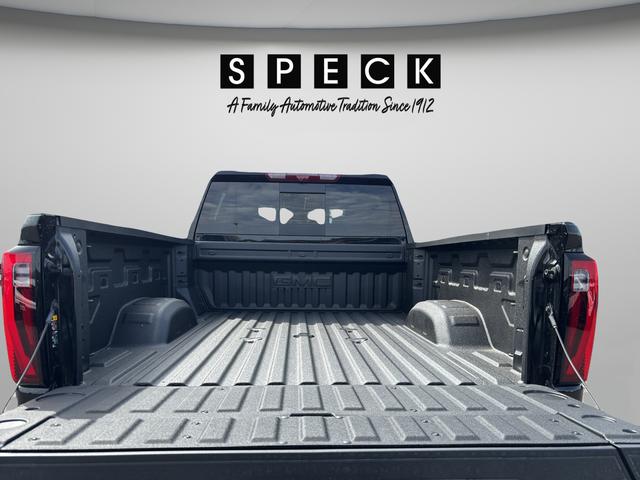 2026 GMC Sierra 2500HD Crew Cab, Standard Bed, Denali, 4WD