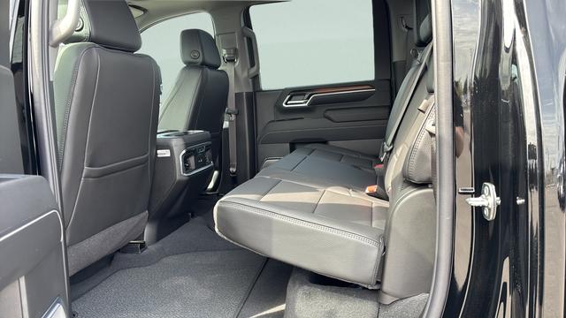 2026 GMC Sierra 2500HD Crew Cab, Standard Bed, Denali, 4WD