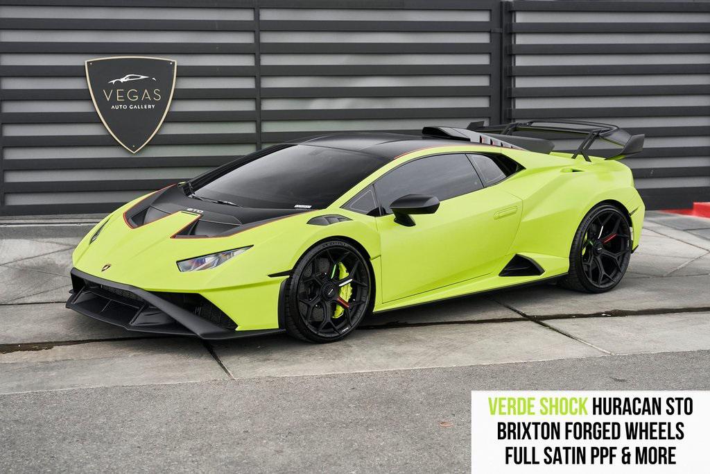 /2022 Lamborghini Huracan-STO