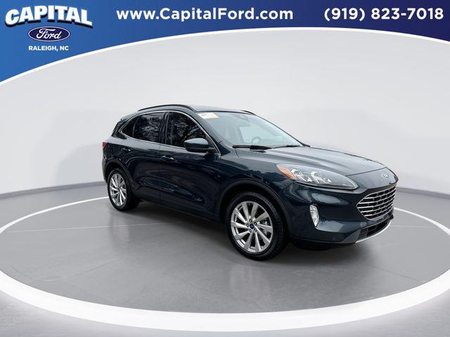 2022 Ford Escape Titanium Hybrid