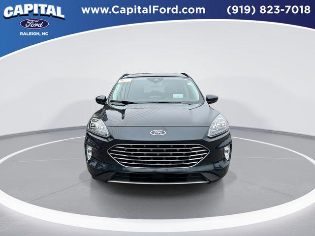 2022 Ford Escape Titanium Hybrid