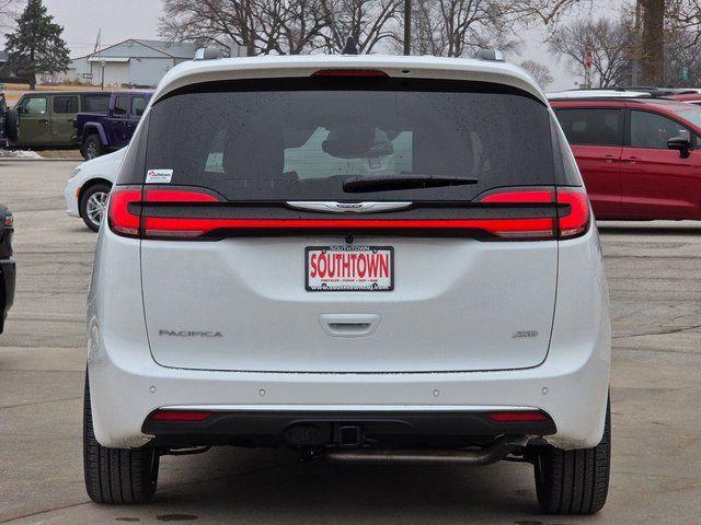2026 Chrysler Pacifica Pinnacle AWD