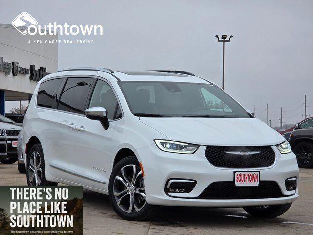 2026 Chrysler Pacifica Pinnacle AWD for sale in Indianola, IA