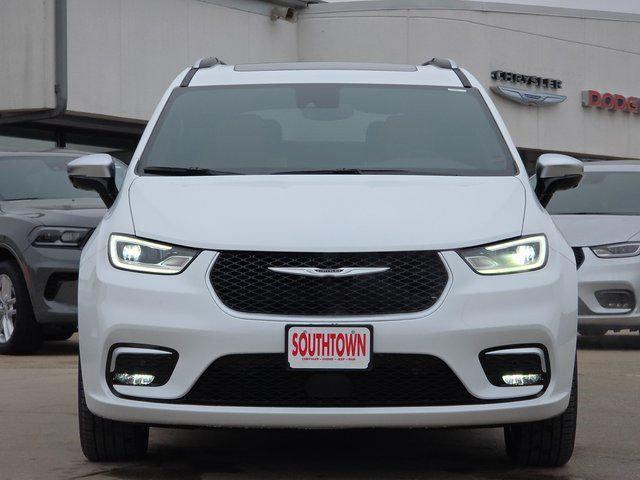 2026 Chrysler Pacifica Pinnacle AWD