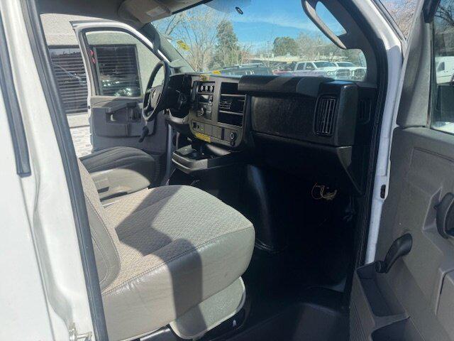 2016 Chevrolet Express Cutaway 3500