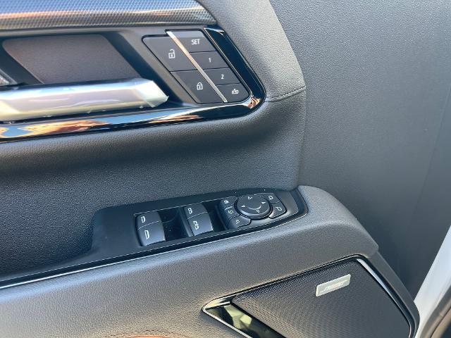 2026 GMC Sierra 2500HD Crew Cab, Standard Bed, AT4, 4WD