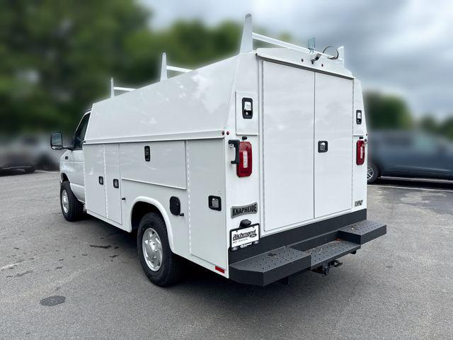 2026 Ford E-350 Cutaway Base